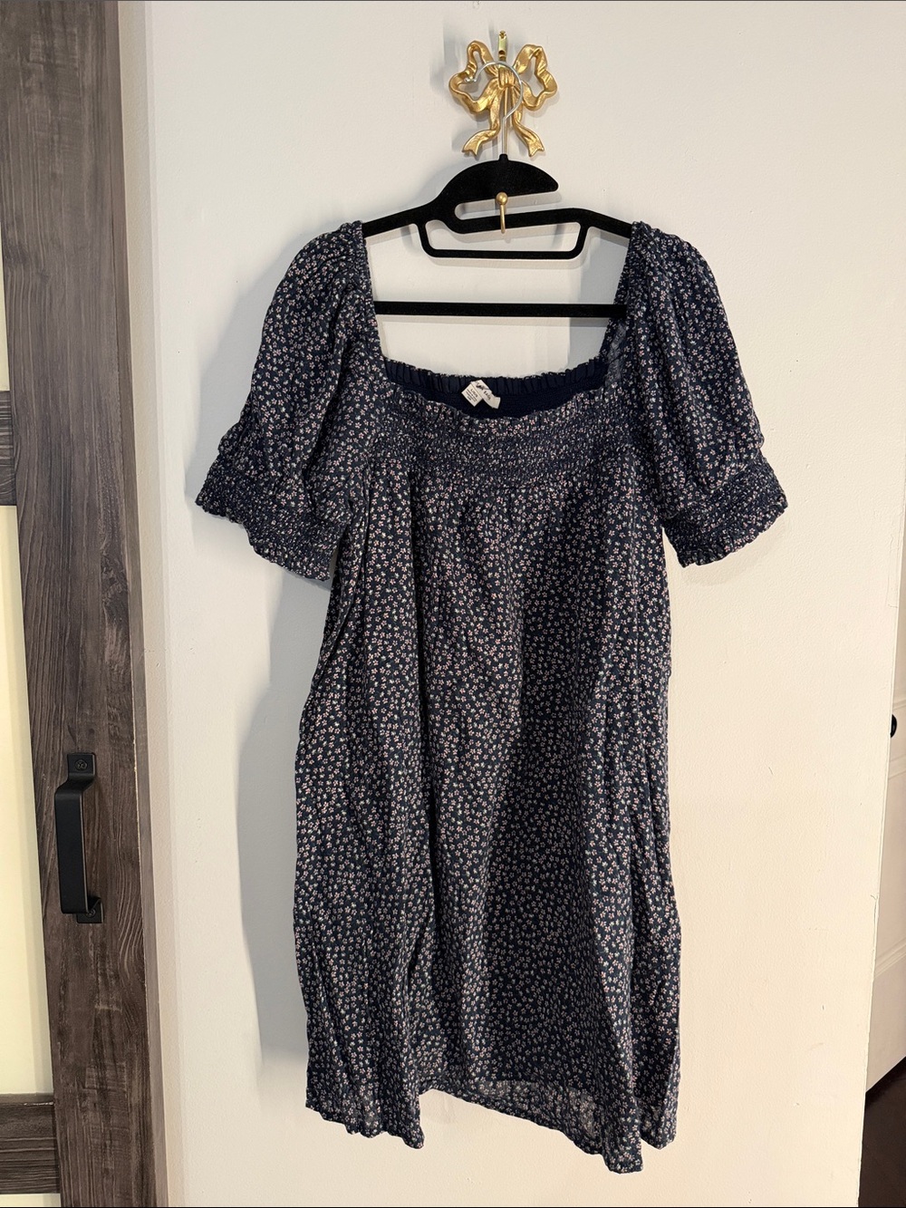 AMERICAN EAGLE Navy Floral Puff-Sleeve Square Neck Dress
